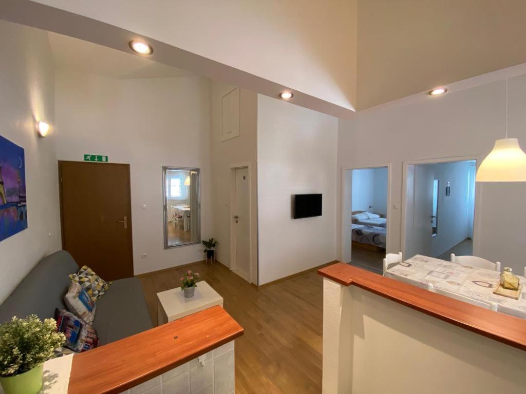 Apartmani Mare Baska Voda Exterior photo